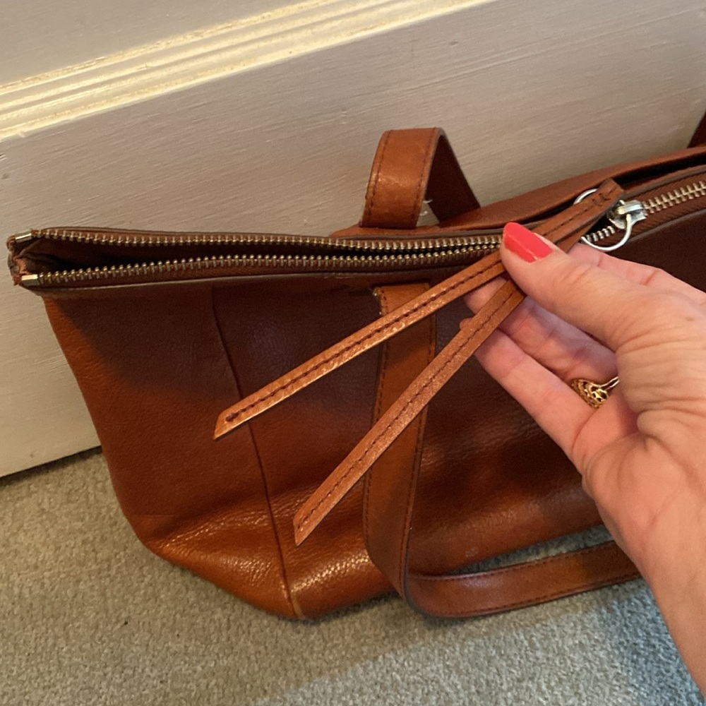 Fossil Tan Leather Shoulder Bag - Picture 13 of 17
